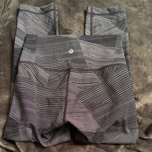 Lululemon capri Striped Black and Gray Leggings